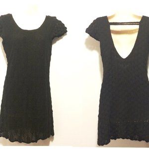 To Love Kuvaa BLACK Crochet Mini Pencil Dress V-bk